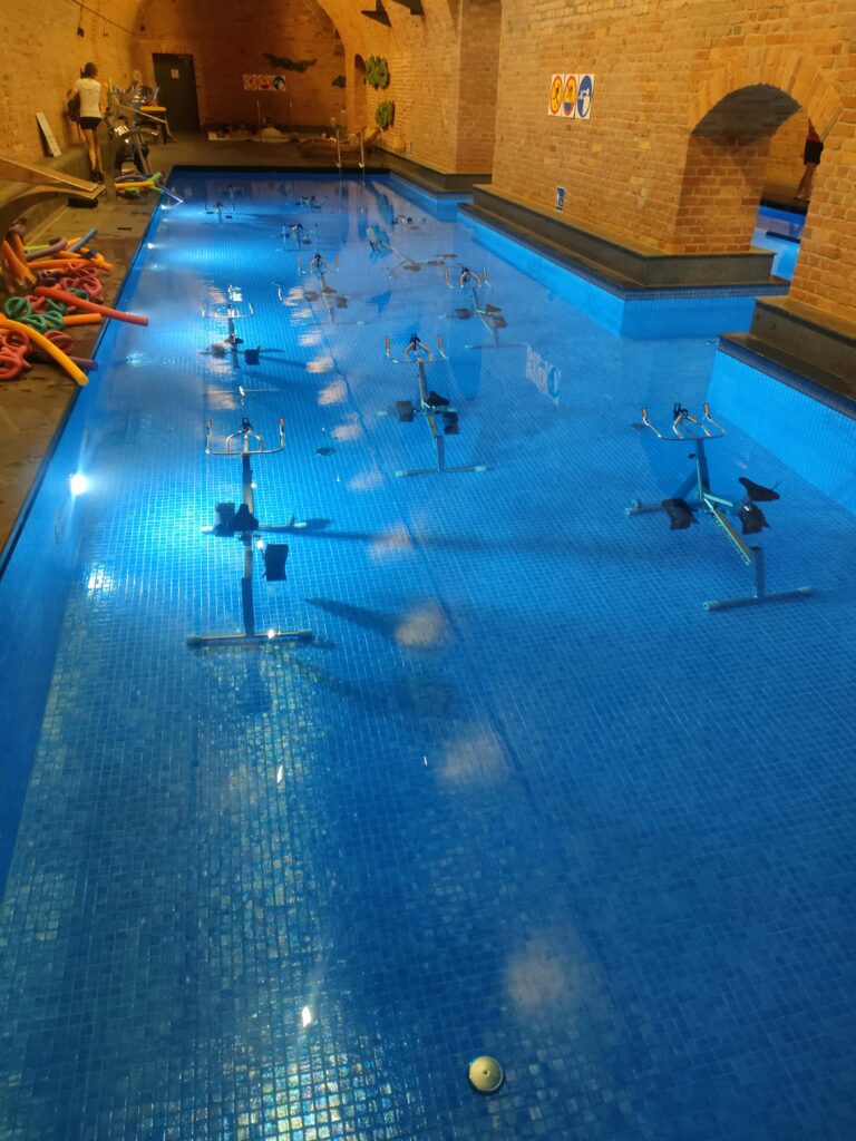 Aqua Spinning bikes in the pool